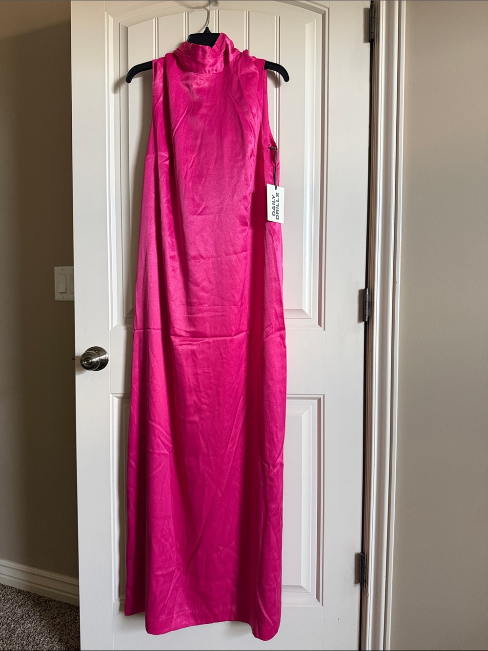 Daily Drills Fuchsia Satin Backless Maxi Dress NWT - Picture 10 of 13